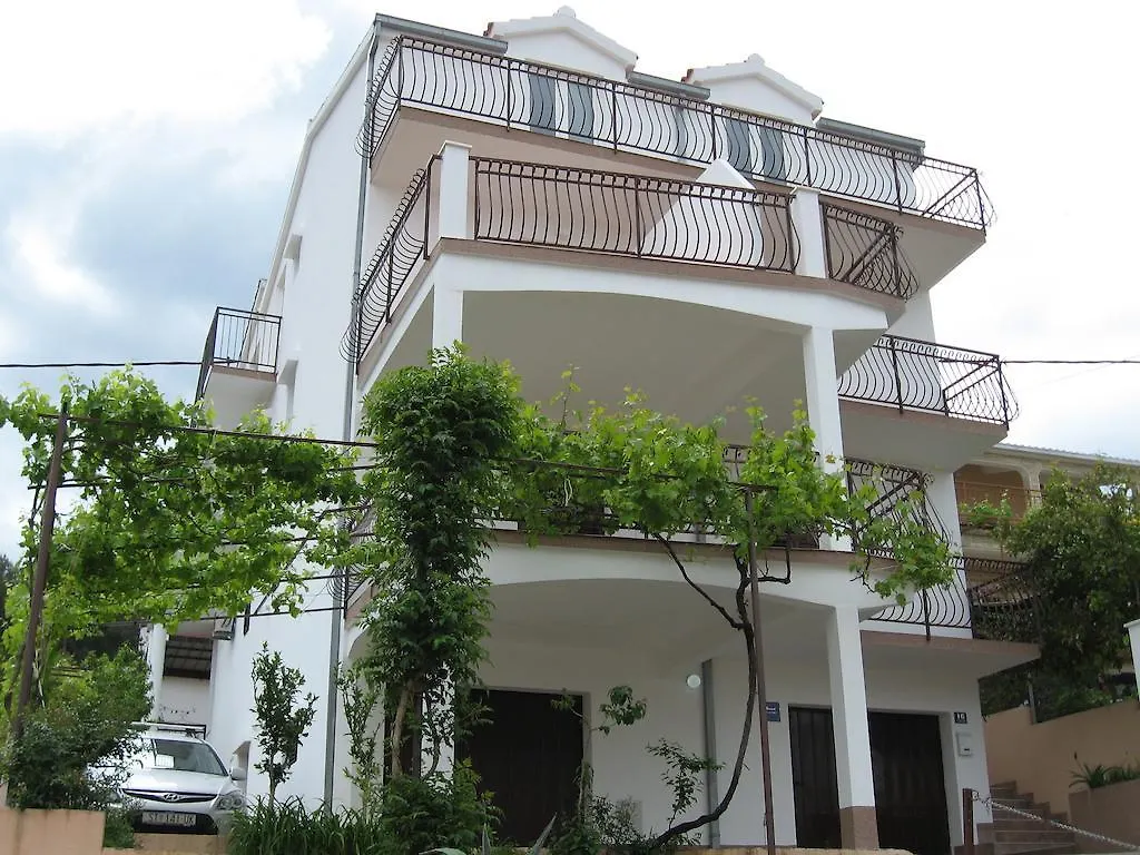 Apartments Ljiljana Trogir Hırvatistan