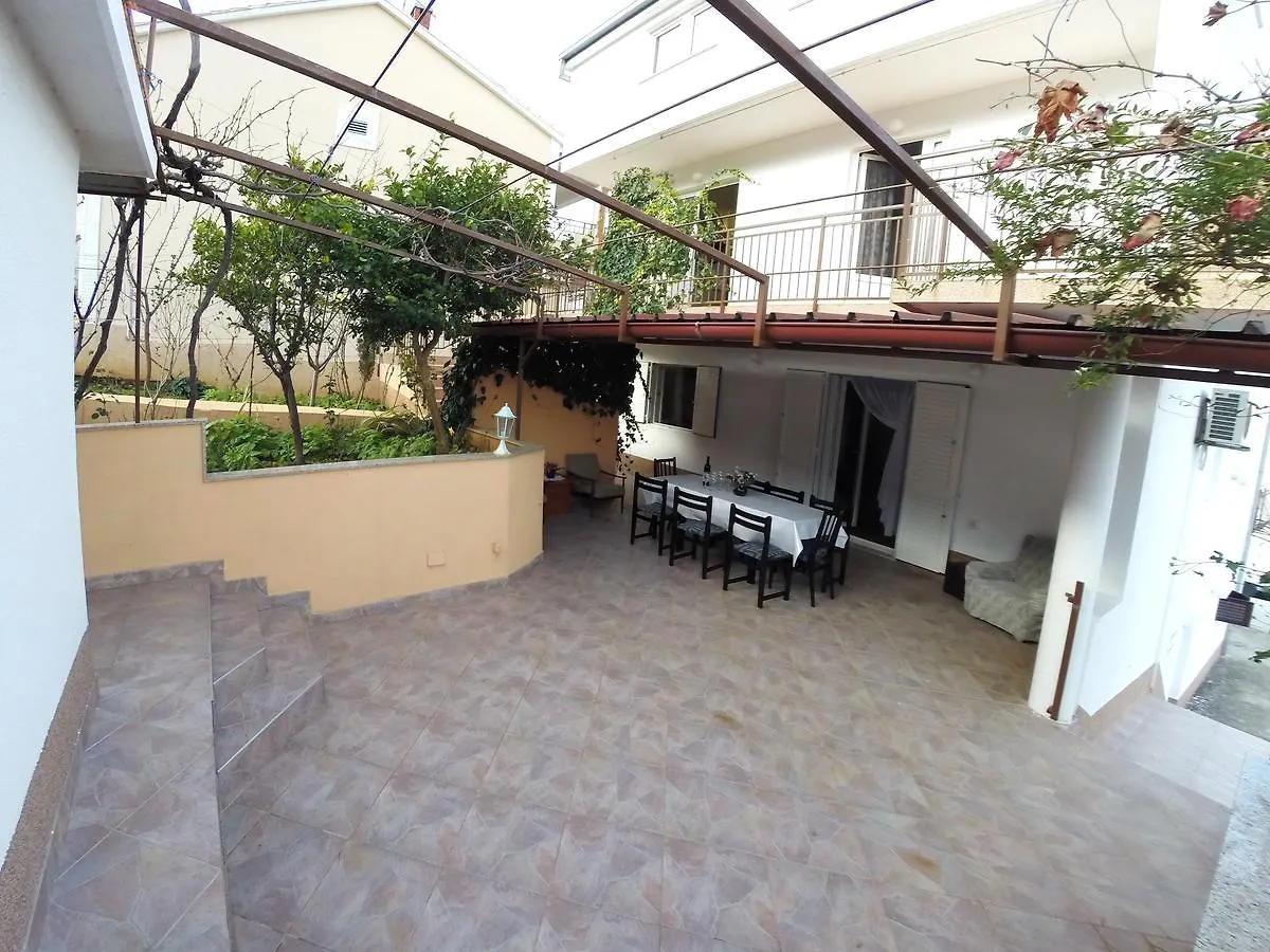 Apartments Ljiljana Trogir