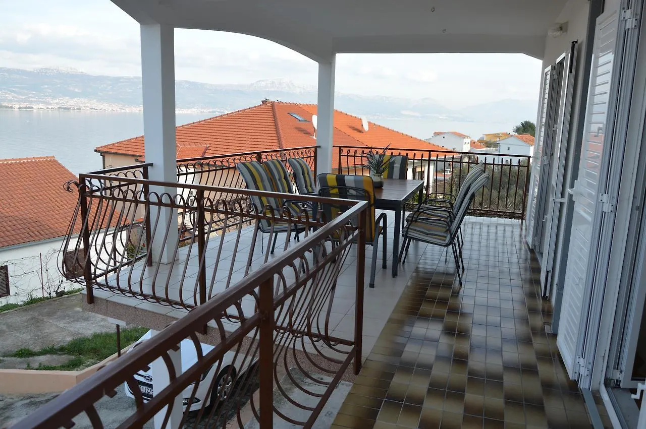 Apartments Ljiljana Trogir