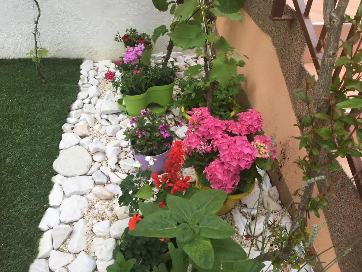 Apartments Ljiljana Trogir Hırvatistan